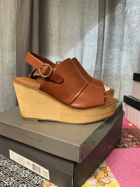 Pierre Dumas Wedges